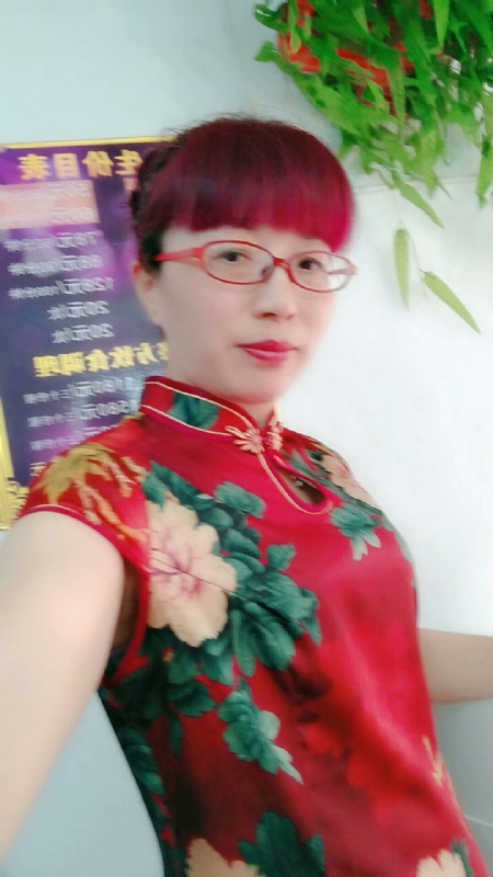 平凡女人的第一张照片--漳州相亲网