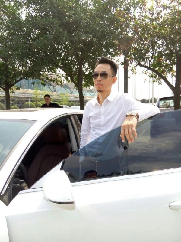 杨岳的第一张照片--漳州相亲网
