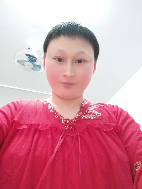 彩虹姐姐永不言弃的第一张照片--漳州相亲网