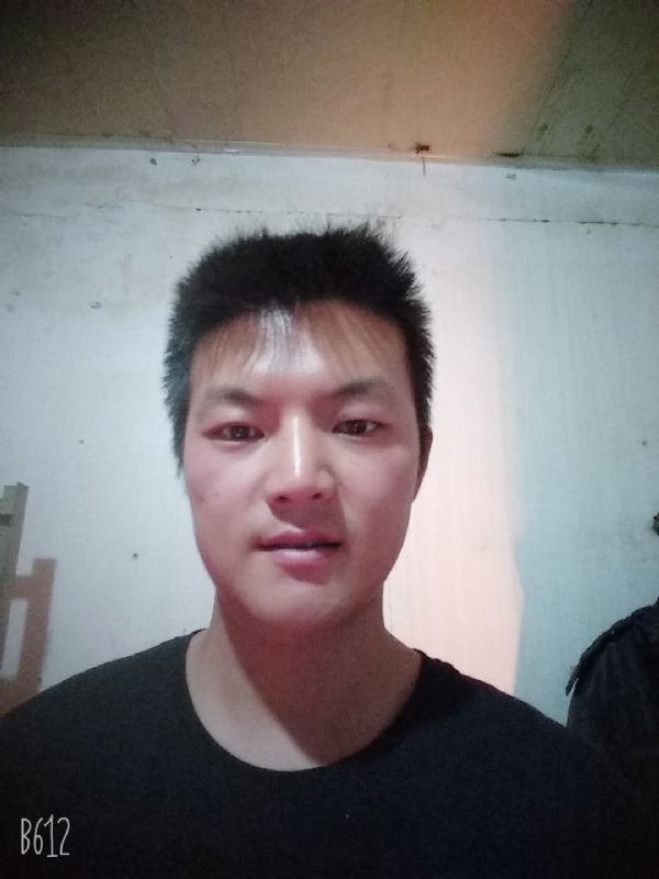 风轻云淡的第一张照片--漳州相亲网