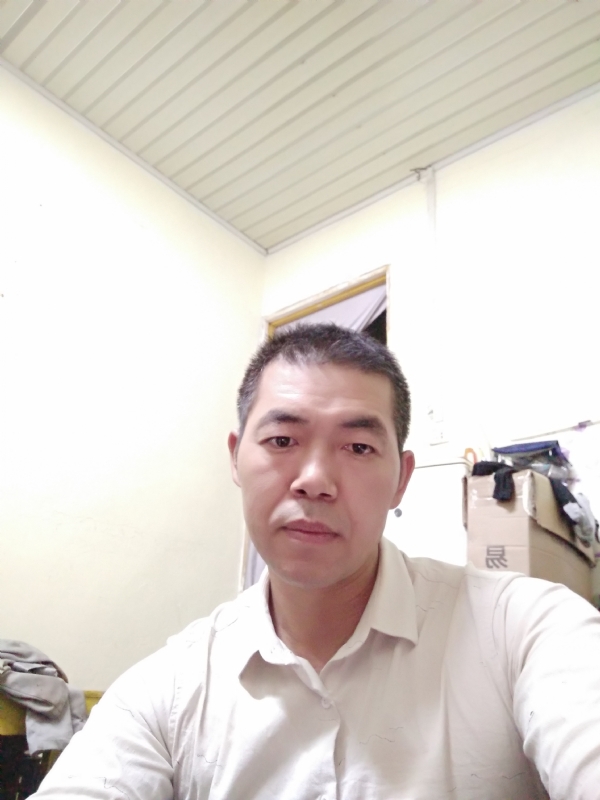 为伊消得人憔悴的第一张照片--漳州相亲网