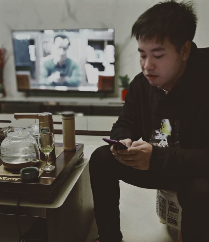 嗯今年能脱单吗的第一张照片--漳州相亲网
