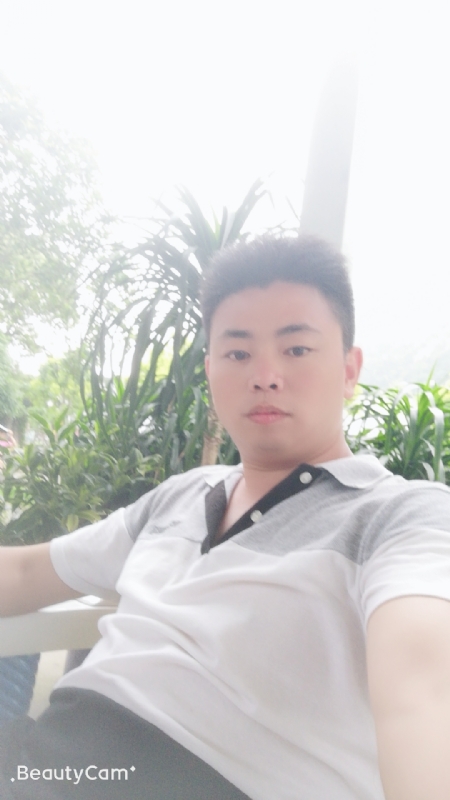 守候的第一张照片--漳州相亲网