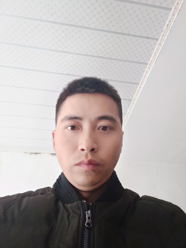 远望星空的第一张照片--漳州相亲网