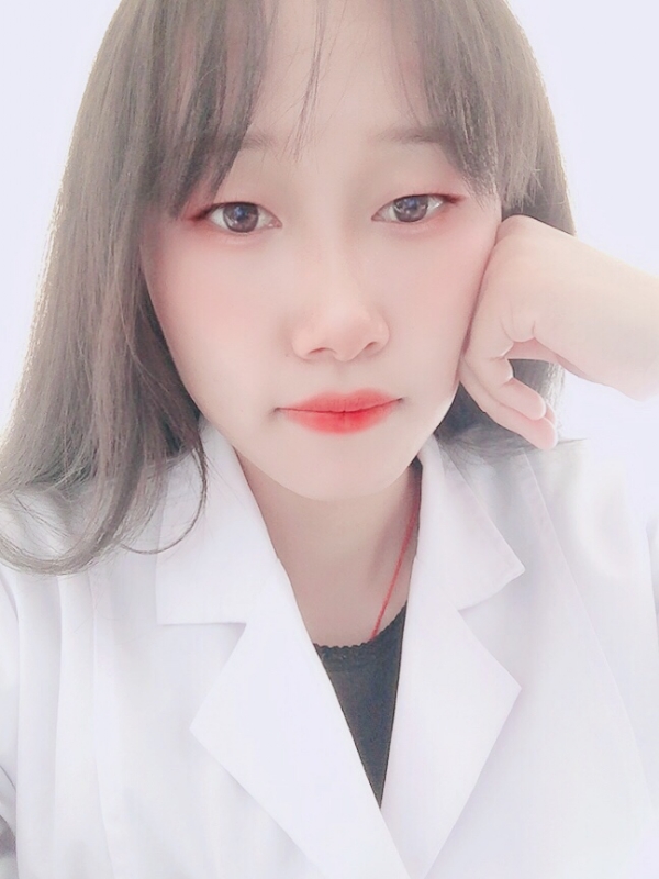 白婚纱的第一张照片--漳州相亲网