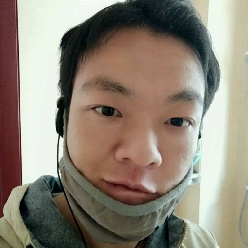 泡沫哭泣的第一张照片--漳州相亲网
