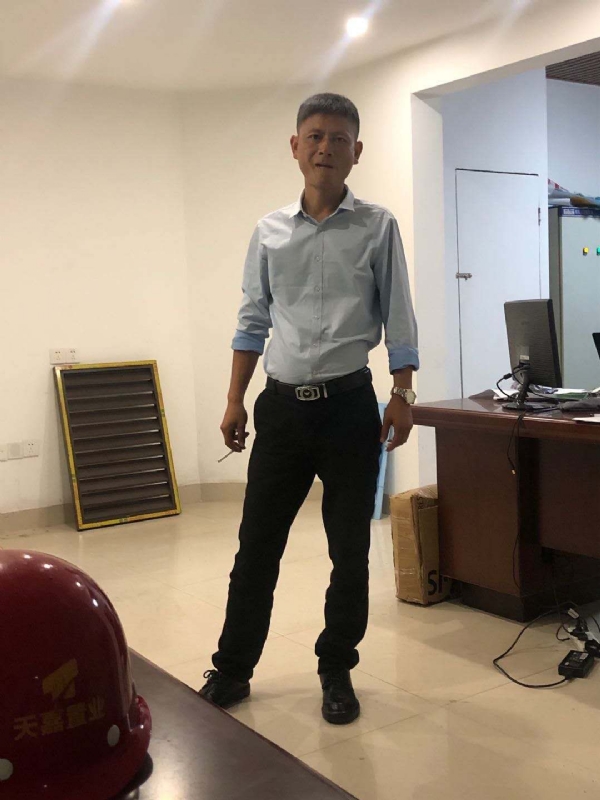 郁闷之中的第一张照片--漳州相亲网