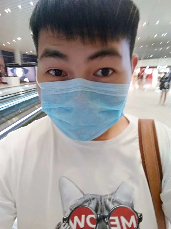 咔咔一顿的第一张照片--漳州相亲网