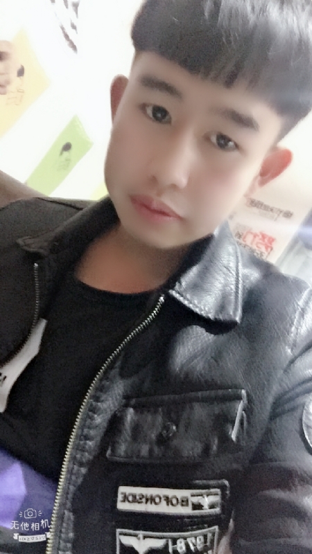 军绿色的第一张照片--漳州相亲网