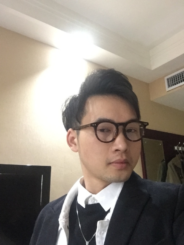 曾亮的第四张照片--漳州相亲网