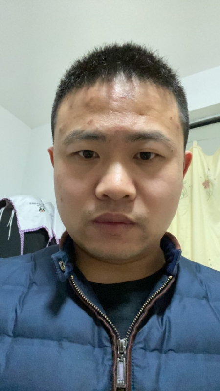 苹果的第一张照片--漳州相亲网