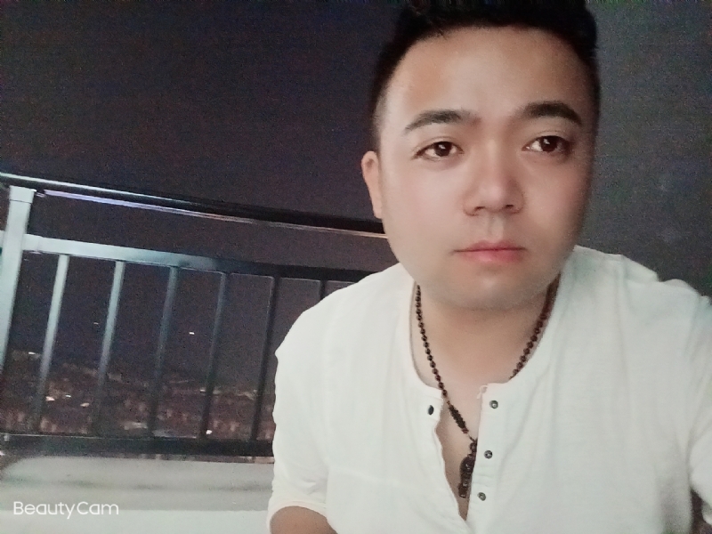 可么嗯哼的第一张照片--漳州相亲网