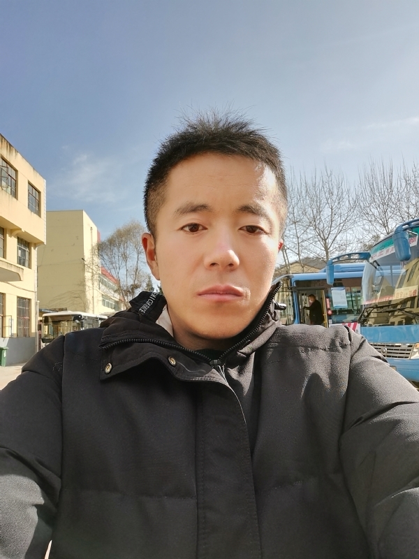 孤独的云的第二张照片--漳州相亲网