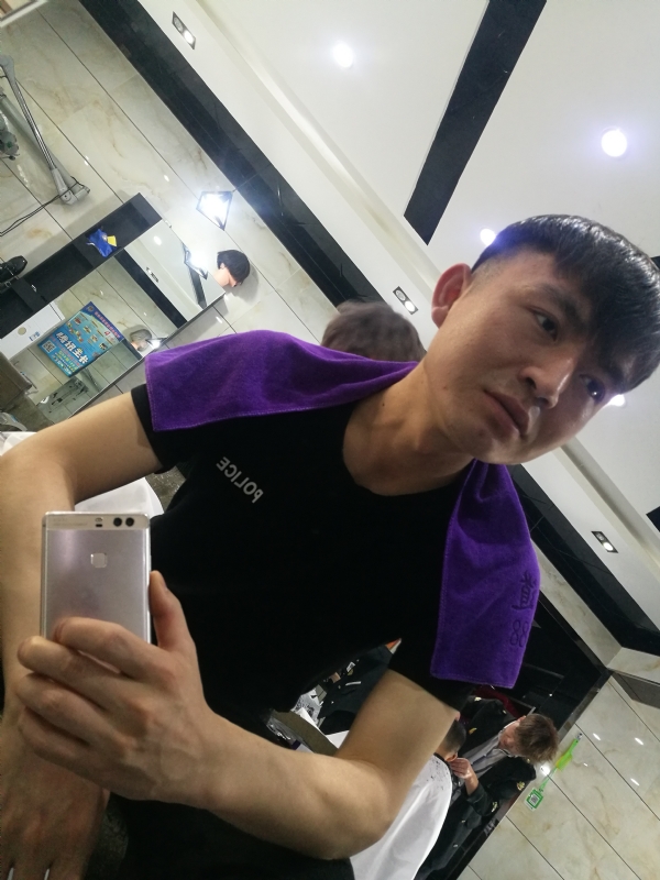 未来可期的我的第四张照片--漳州相亲网
