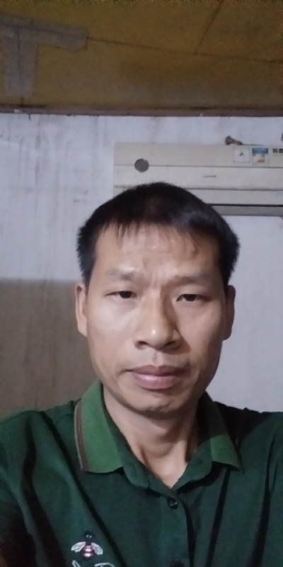 执着跋涉的第三张照片--漳州相亲网