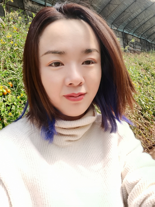 欣欣向荣的第一张照片--漳州相亲网