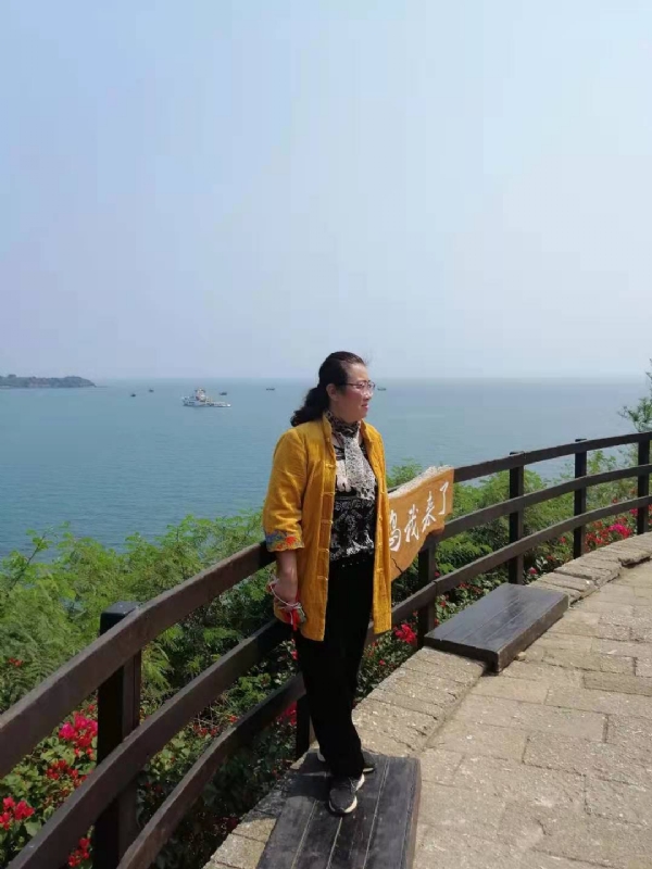 曦若半秋的第一张照片--漳州相亲网