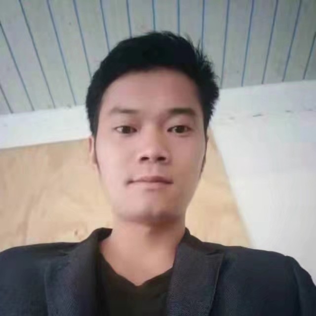紫色的烟花的第一张照片--漳州相亲网