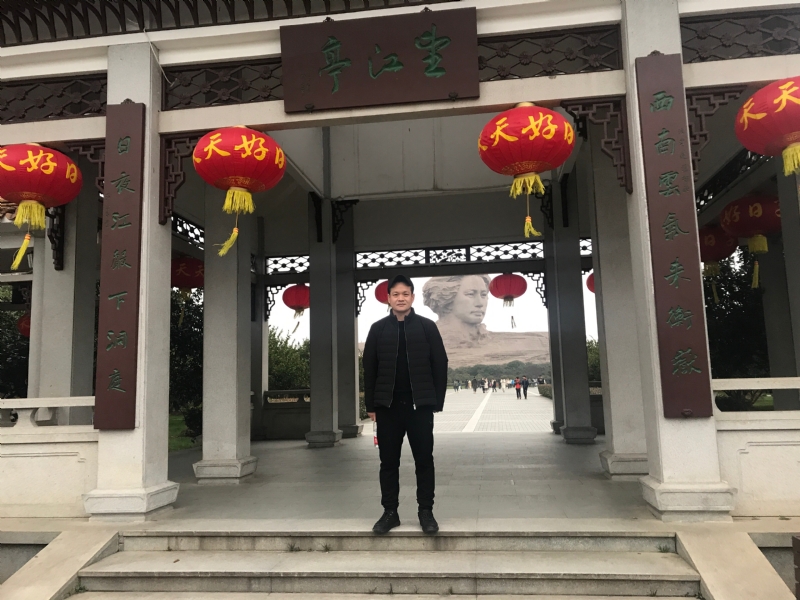 风继续吹的第一张照片--漳州相亲网
