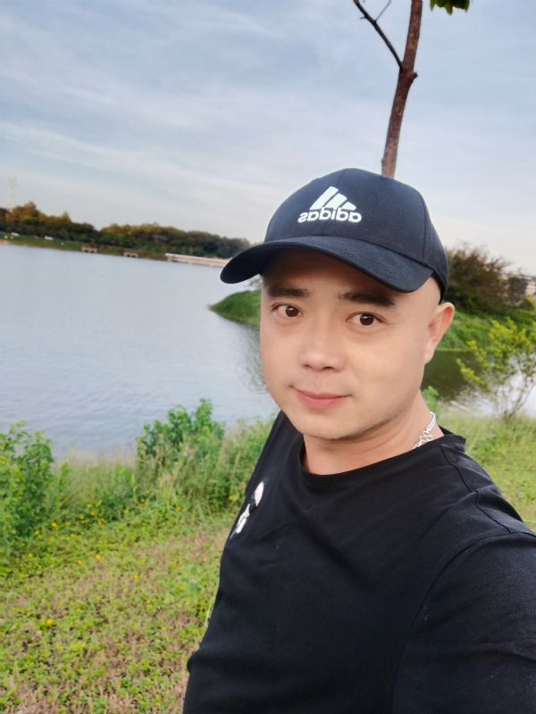 石头哥的第一张照片--漳州相亲网