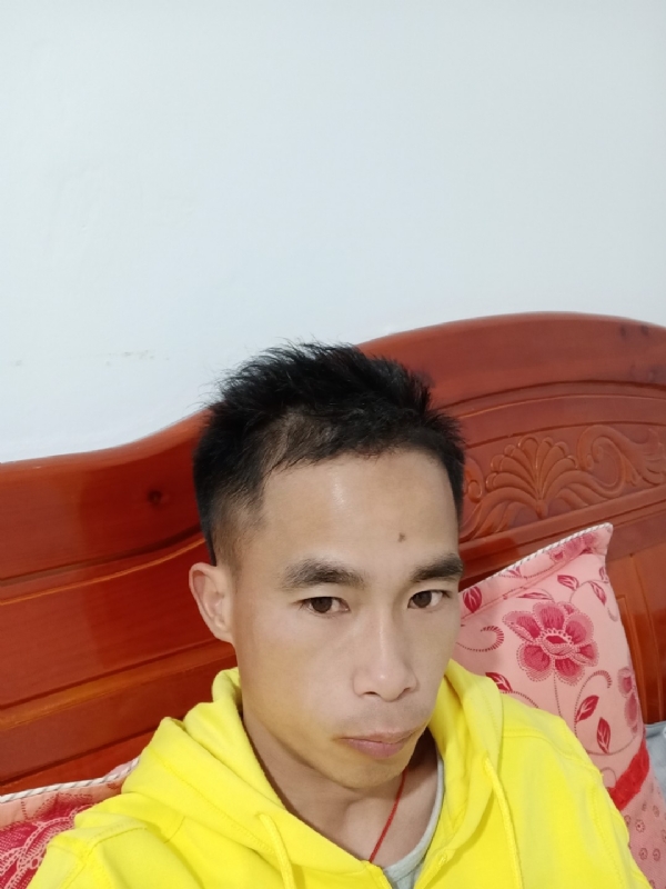 小biu崽的第一张照片--漳州相亲网