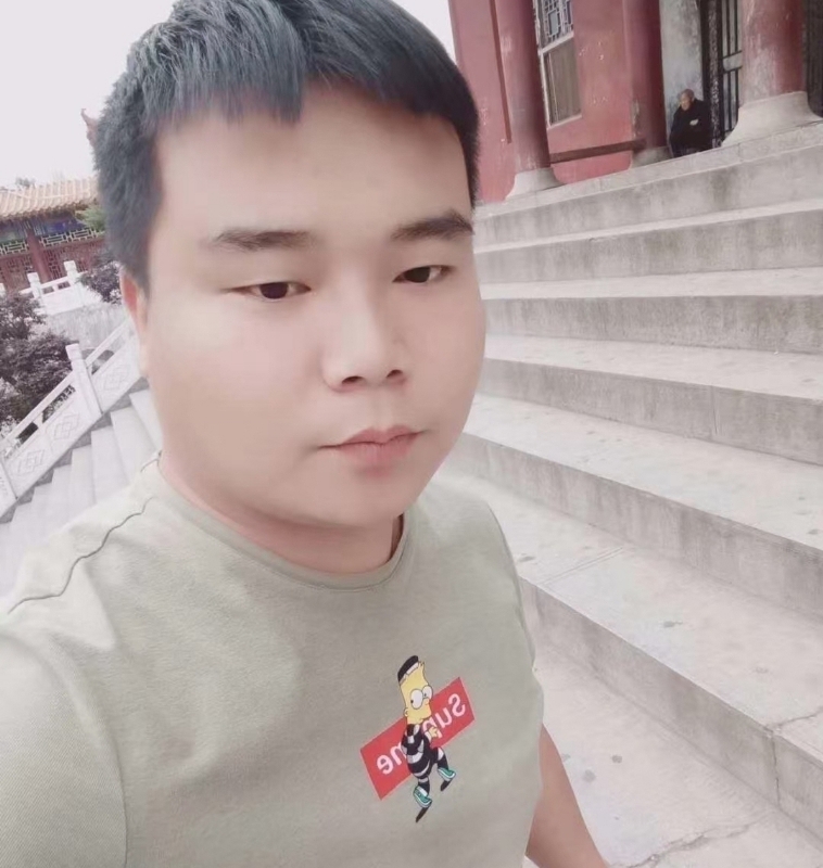 无邪的第一张照片--漳州相亲网