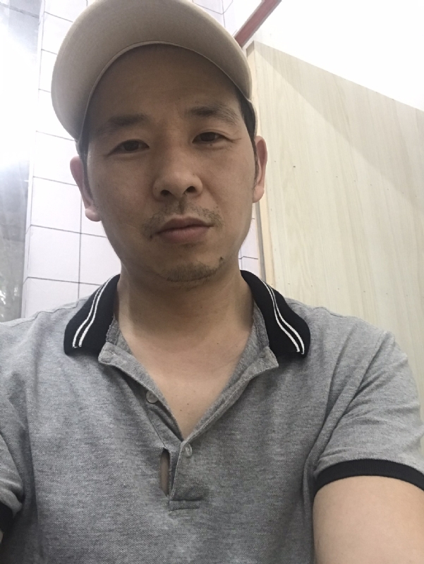 老何的第一张照片--漳州相亲网