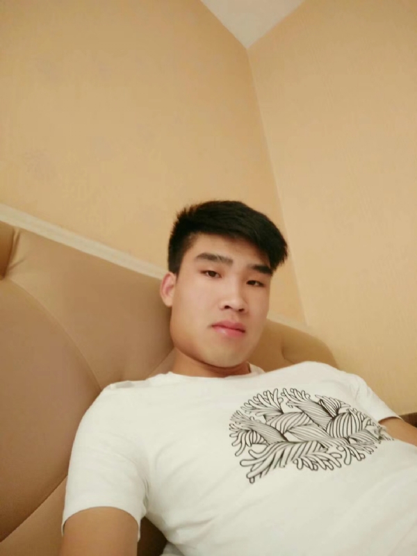 谁不曾孤单上路的第二张照片--漳州相亲网