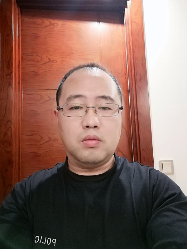 暖男的第一张照片--漳州相亲网