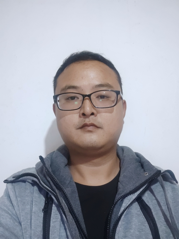 爱在一瞬间的第一张照片--漳州相亲网