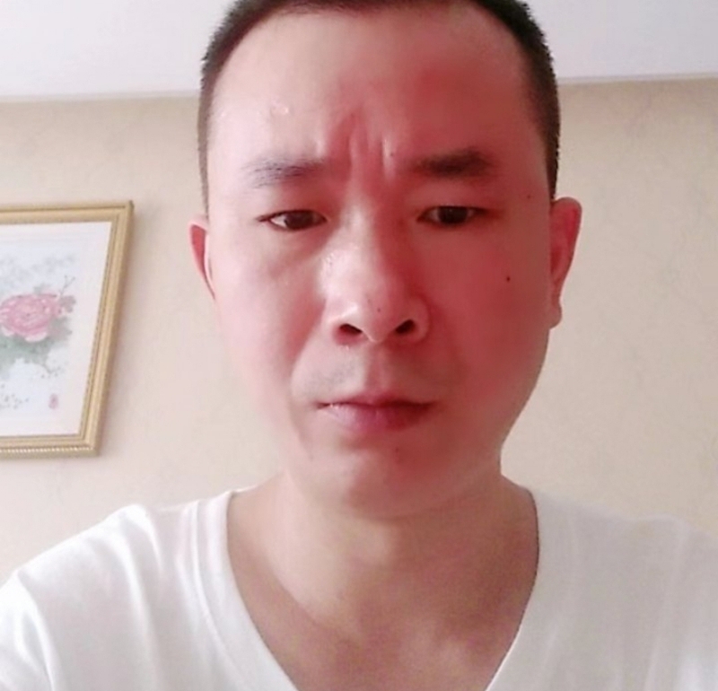 自由飞翔的第一张照片--漳州相亲网
