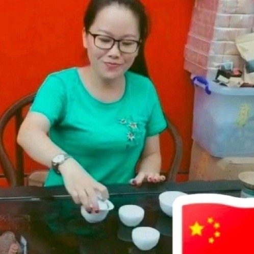 妖娆的第一张照片--漳州相亲网