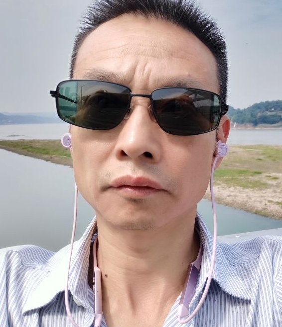 猪哥哥的第二张照片--漳州相亲网