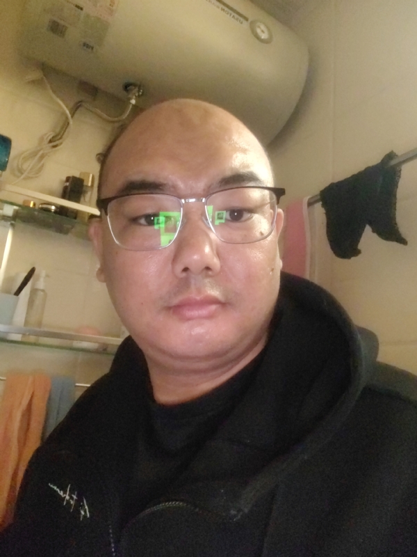 小胖子的第一张照片--漳州相亲网
