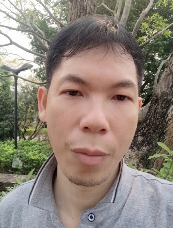 漂浮的云的第一张照片--漳州相亲网