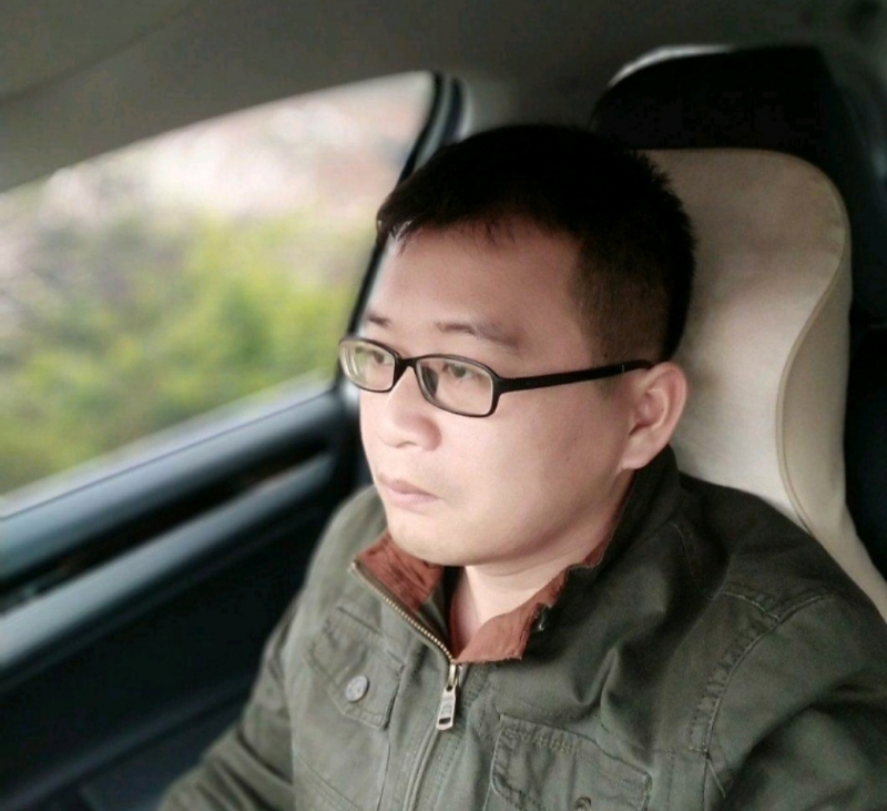海风吹动你的心的第一张照片--漳州相亲网