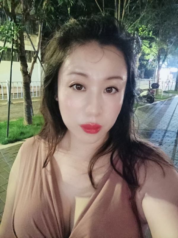 叶子青青的第一张照片--漳州相亲网