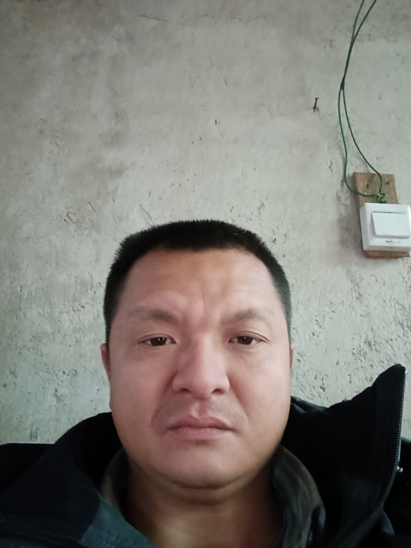 兰成龙的第三张照片--漳州相亲网
