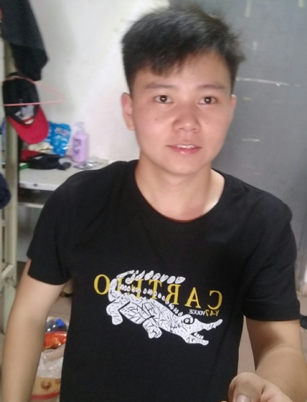 真实的一面的第一张照片--漳州相亲网