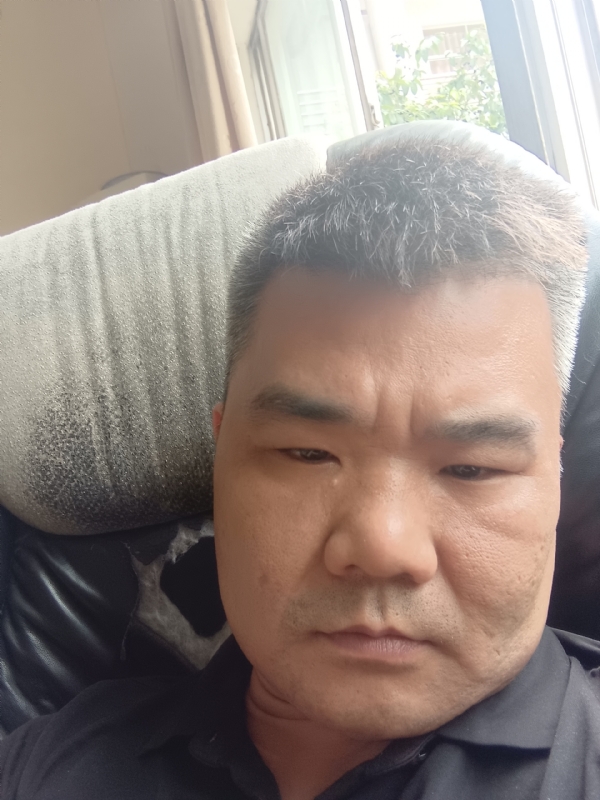 路人的第一张照片--漳州相亲网