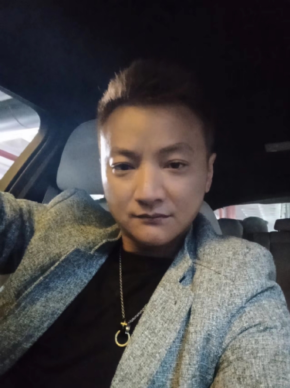 夜、有雨敲窗的第三张照片--漳州相亲网