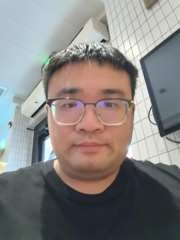 君临天下的第三张照片--漳州相亲网