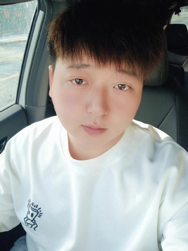 可乐加冰的第一张照片--漳州相亲网