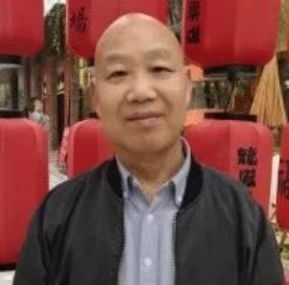 教师作家诗人的第一张照片--漳州相亲网
