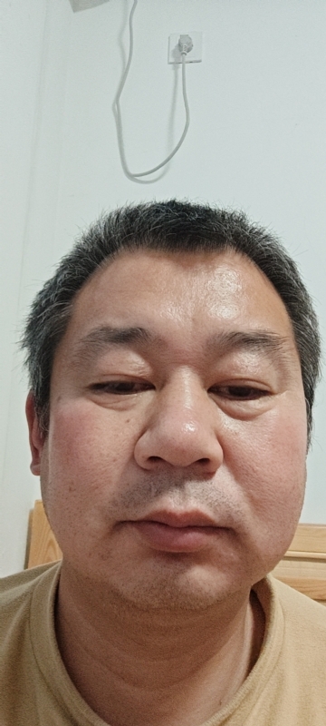 龙万的第一张照片--漳州相亲网