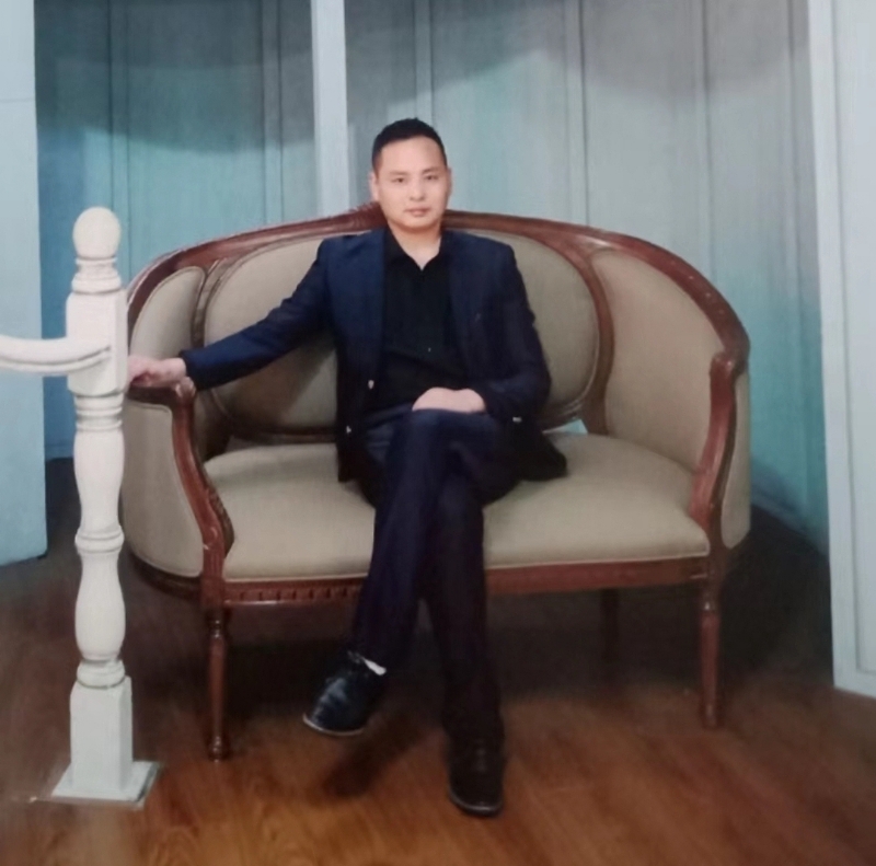 龙行天下的第二张照片--漳州相亲网