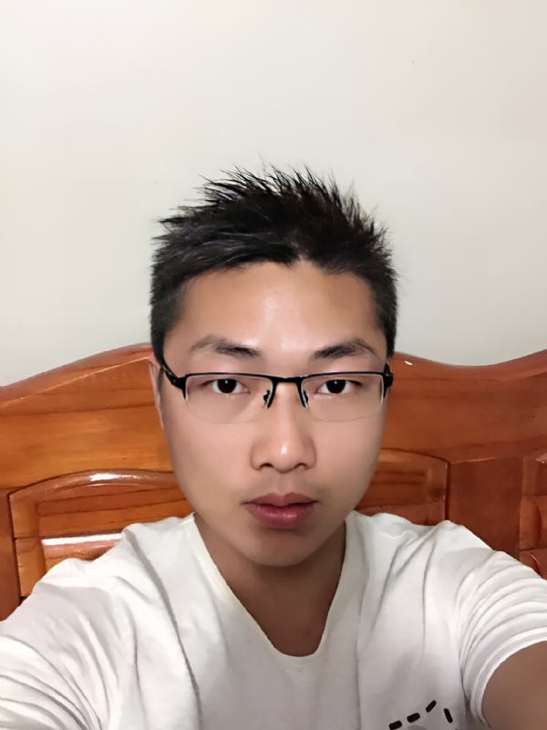 炽热的岩浆的第一张照片--漳州相亲网