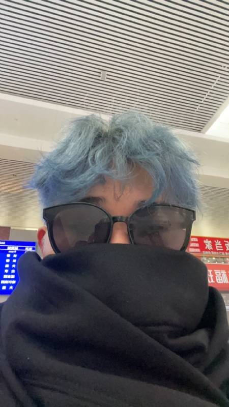 平行线的第二张照片--漳州相亲网