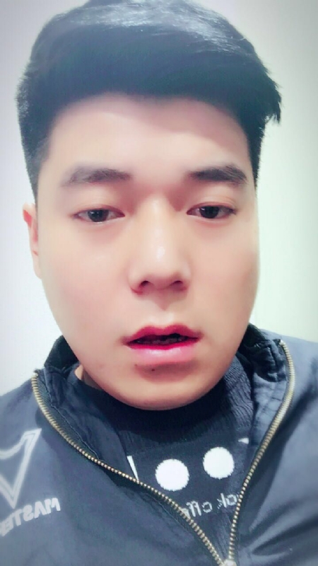风向决定发型的第一张照片--漳州相亲网