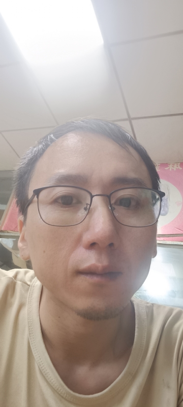 想胖的瘦子的第一张照片--漳州相亲网